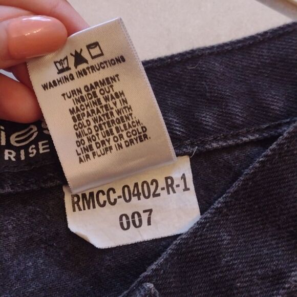 Rockies Slim Low Rise Jean Black Western Denim size 10 - Picture 4 of 10